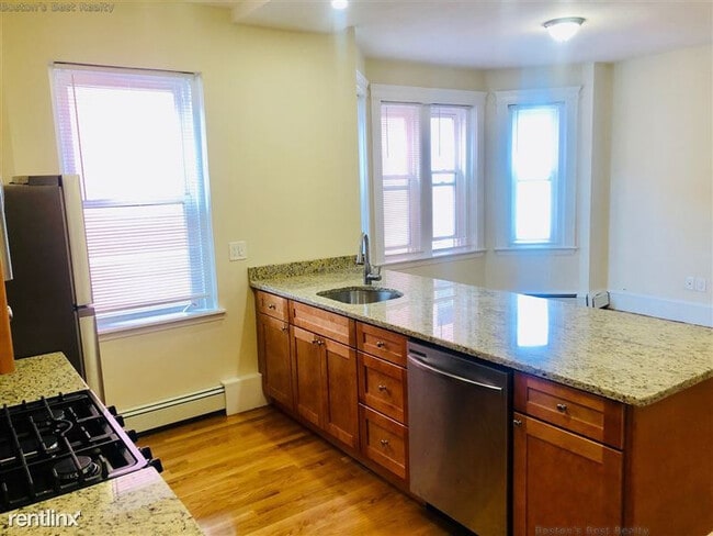 18 Saint Lukes Rd