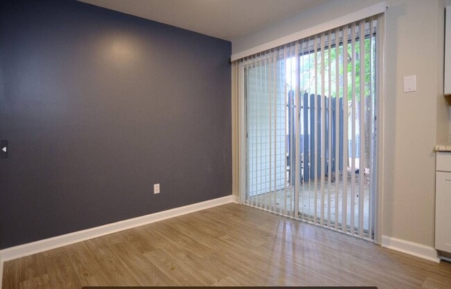 Pineview Apartments