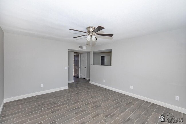 Photo - 2829 S 17th Ave