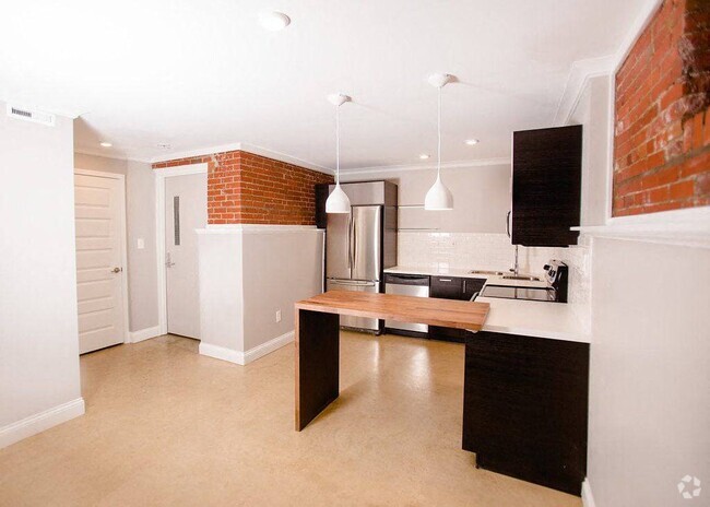 Building Photo - Maybelle-Montrose Rental