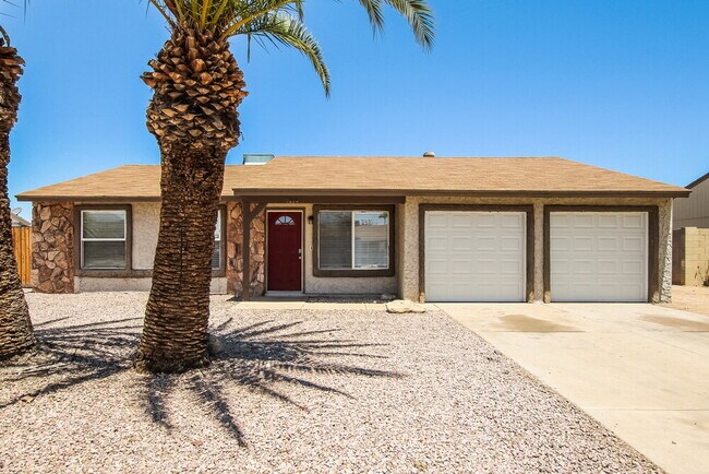 Photo - 7014 W Canterbury Dr House