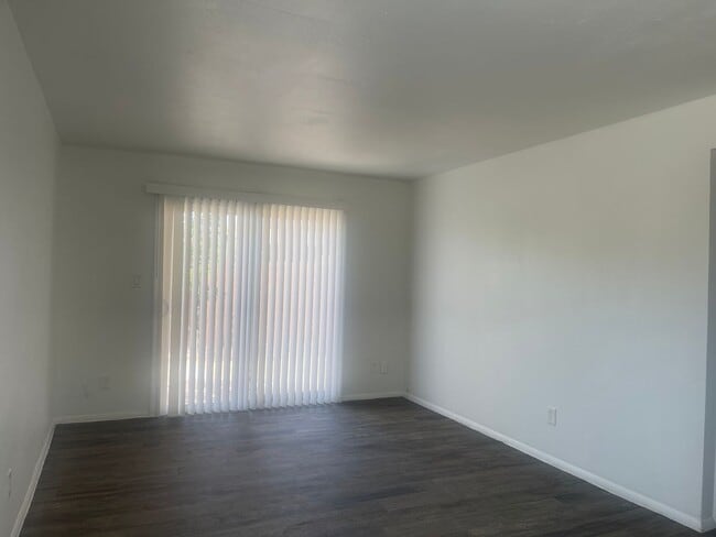 Photo - 48th St and Broadway,Single story 2 bed, 1...