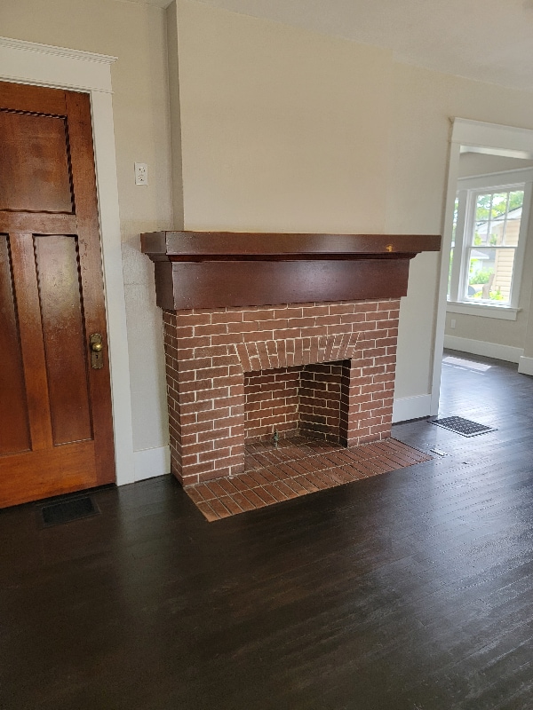 Photo - 2112 Ravenwood Ave