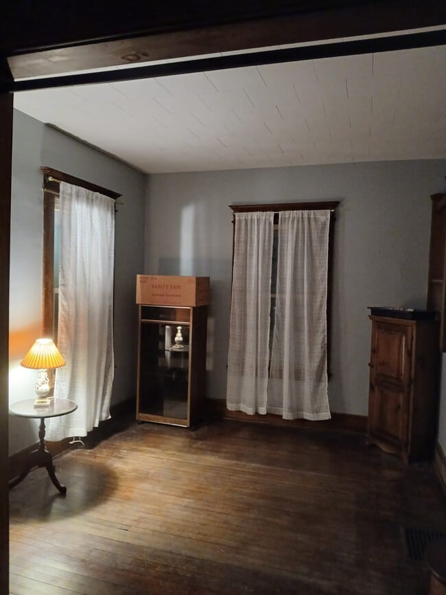 Photo - 315 Boyden St