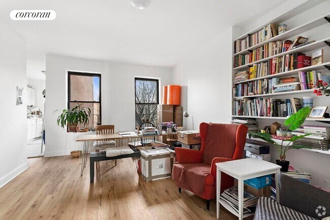 Building Photo - 653 Greene Ave Rental