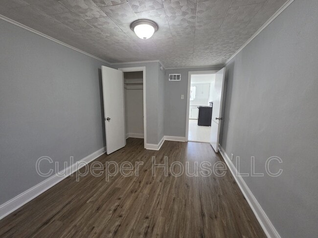 Photo - 2207 W Laskey Rd Unit Upper