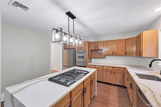 Photo - 5 Fairview Ln