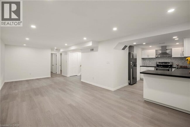 Photo - 60 Champlain Ave