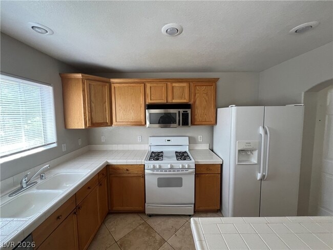 Photo - 325 Amber Pine St Unit 202