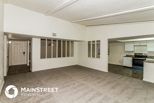 Photo - 16814 Macleish Dr