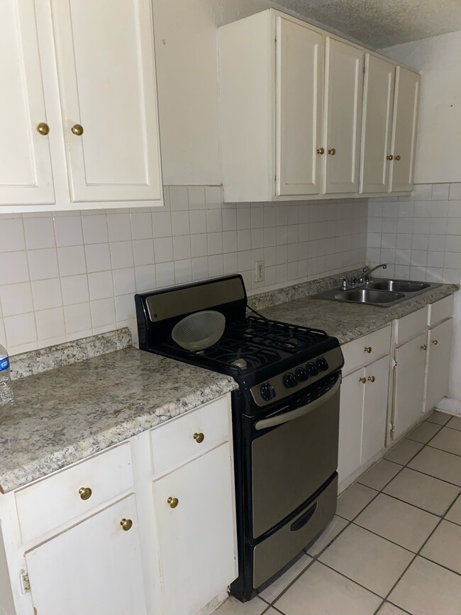 Photo - 1609 N Y St Apartments Unit 1609
