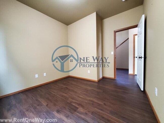 Photo - Amazing 3 Bed + 2 bonus rooms in Puyallup!