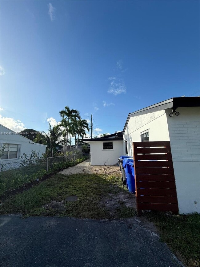 Photo - 5666 Mayo St Unit 1