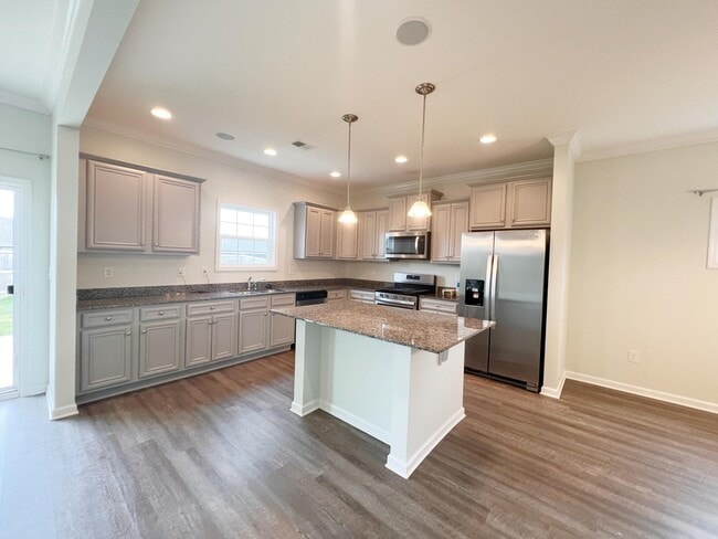 Photo - 720 Stilmore Dr