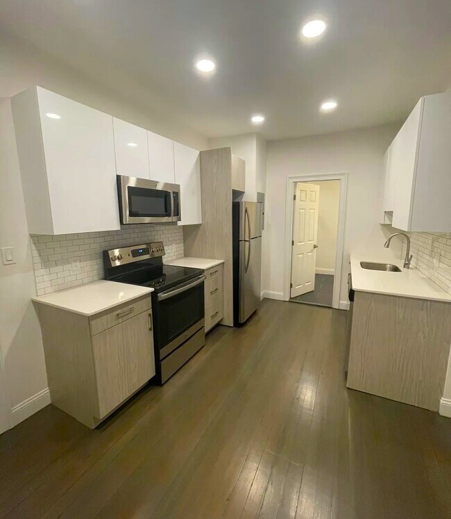 Photo - 16 Temple St Unit 31