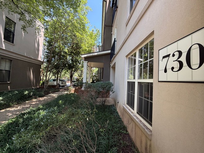 Photo - 730 Walker Square Unit 2D