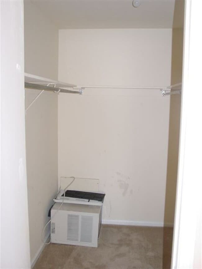 Photo - Great location off 2nd and Sable near 6th and I-225 and Aurora Mall
