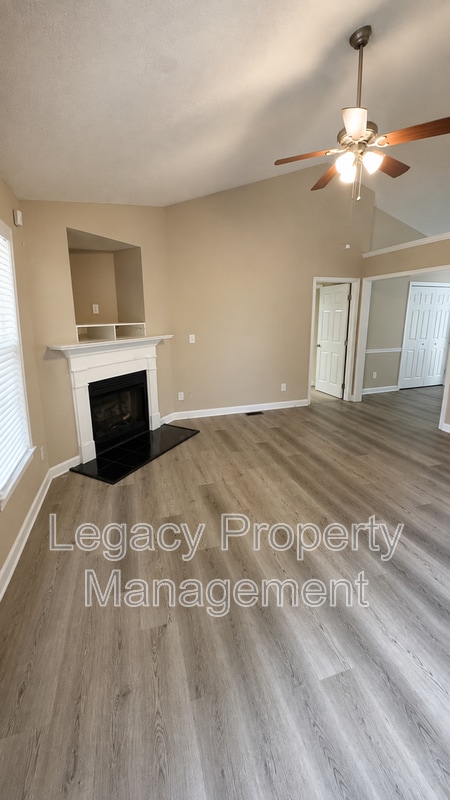 Photo - 4509 Wolftrap Rd