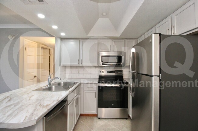 Photo - 1720 E Thunderbird Rd