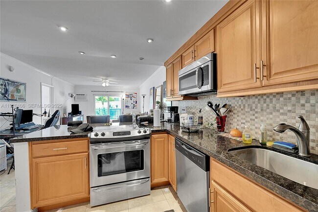 Photo - 200 S Birch Rd Unit 208