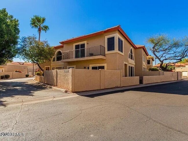 Building Photo - 10232 N 12th Ct