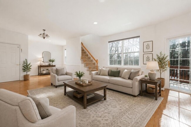 16 Jensen Court