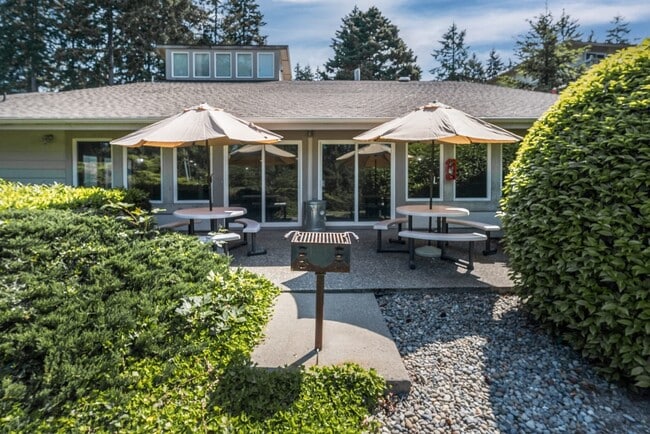 Photo - Steilacoom Woods