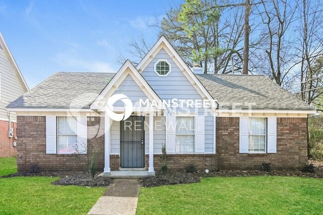 Building Photo - 3 Bedroom Pet-Friendly Home in MEMPHIS, TN with Main Street Renewal