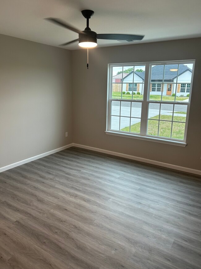 Photo - 1110 Brook Ct