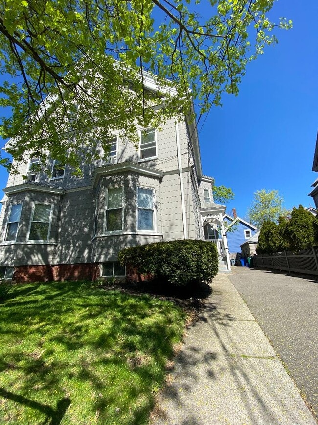 Photo - 15 Blake St Unit 4