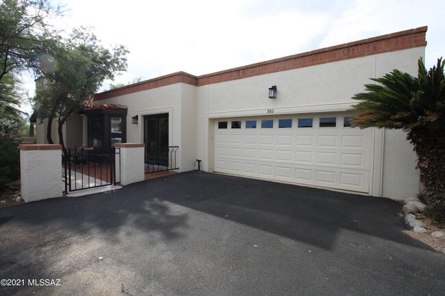 Building Photo - 953 W Palma De Pina