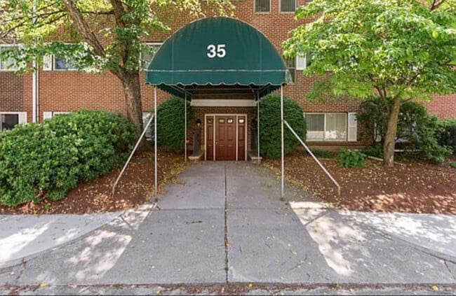 Photo - 35 Prospect St Unit 210