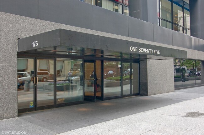 Photo - 175 E Delaware Pl Unidad 5909