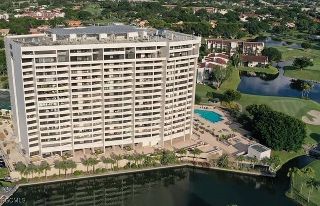Building Photo - 5260 S Landings Dr Unit 405 Rental