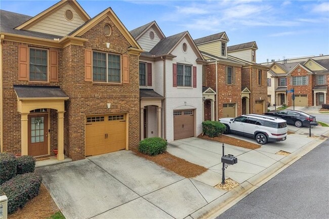 Photo - 318 Knelston Oak Dr NE