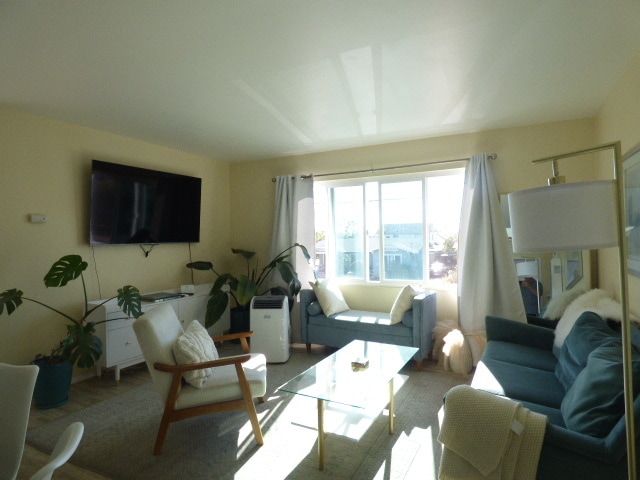 Building Photo - 3761 Granada Ave Unit 3761 1
