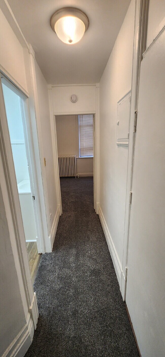 Photo - 119 E 3rd St