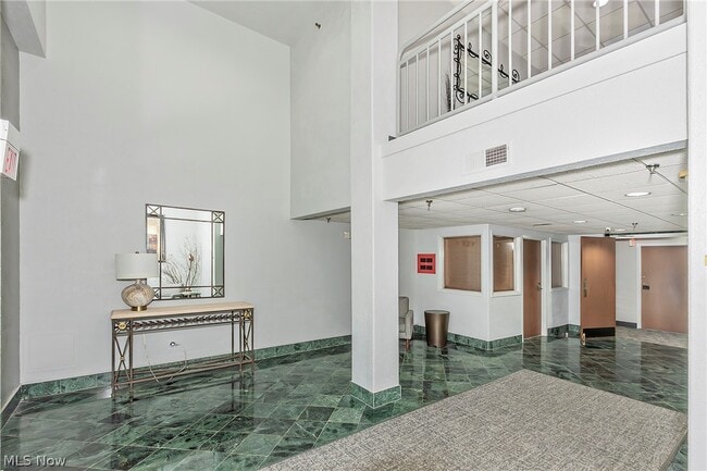 Photo - 26101 Village Ln Unidad 107