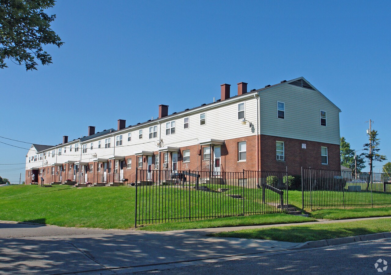Vista desde la calle - Bancroft Apartments