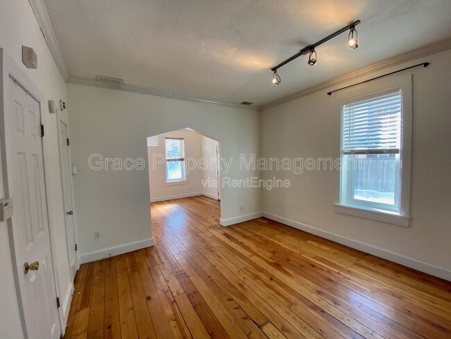 Photo - 819 E 25th Ave Casa