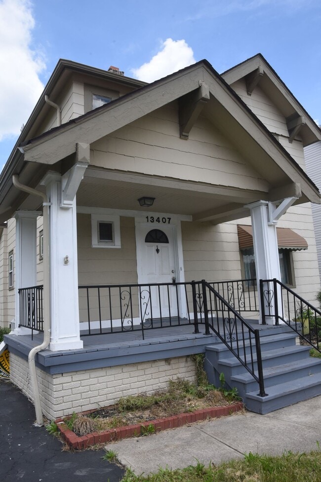 Photo - 13407 Cedar Rd