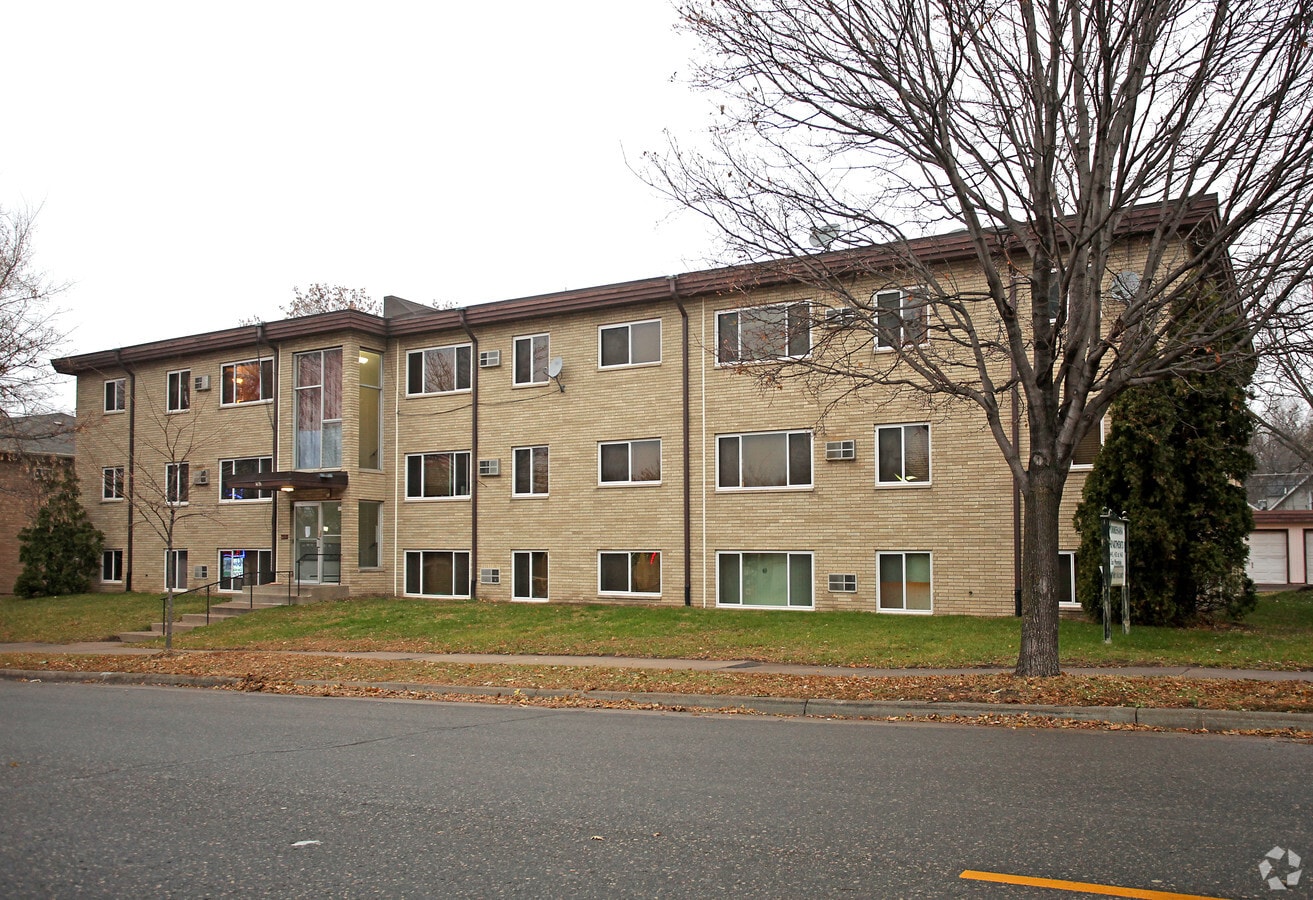 Photo - Minnehaha Apartments