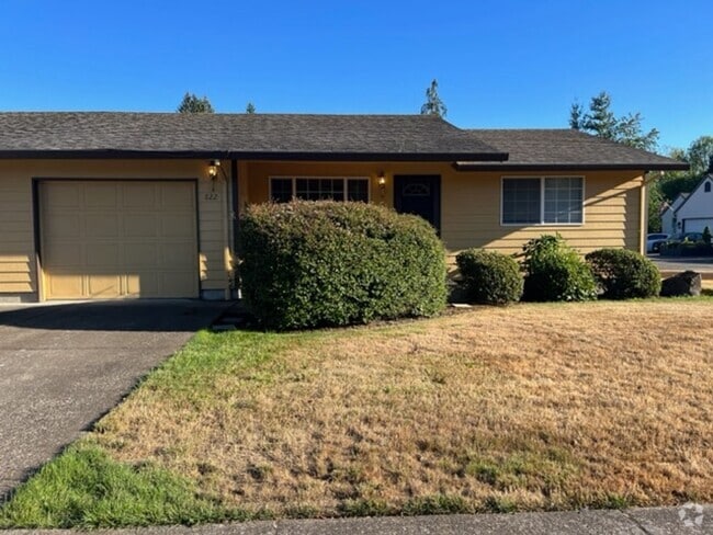 Building Photo - 2Bd/1.5Bath Single story duplex McMinnville Rental