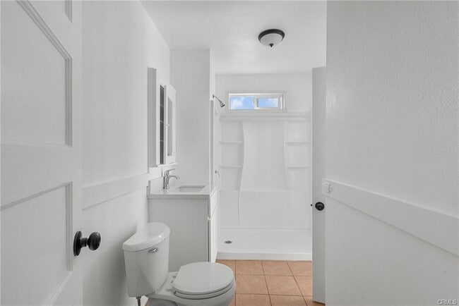 Photo - 5601 Fishburn Ave Unidad 1/4