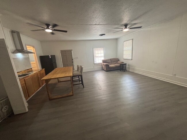 Photo - 3650 Lakefield Dr