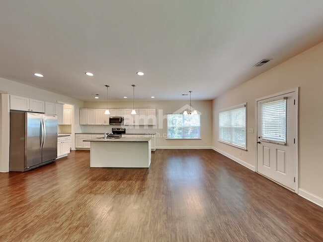 Photo - 1022 Monitor Ct