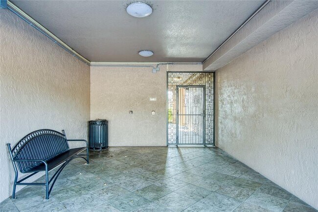 Photo - 6150 Gulfport Blvd S Unit 413