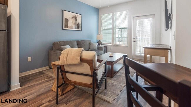 Photo - 4670 Merchants Park Cir Unit 03-212