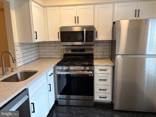Photo - 189 Collin Ct Unit 189