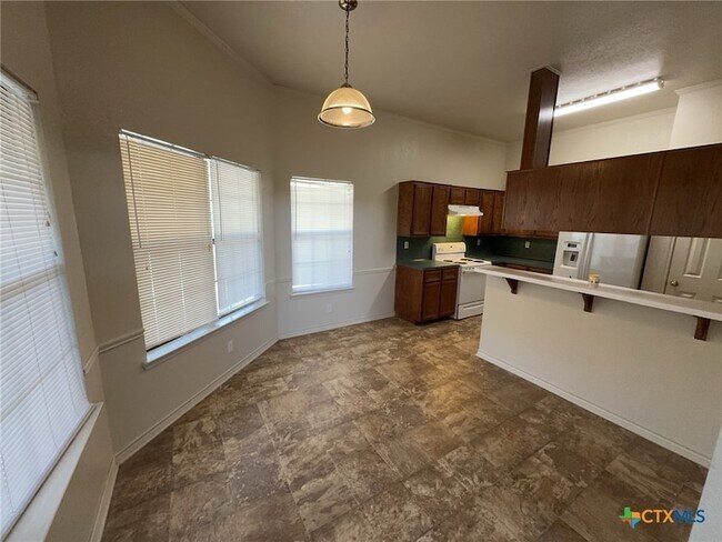 Photo - 1001 Clairidge Ave